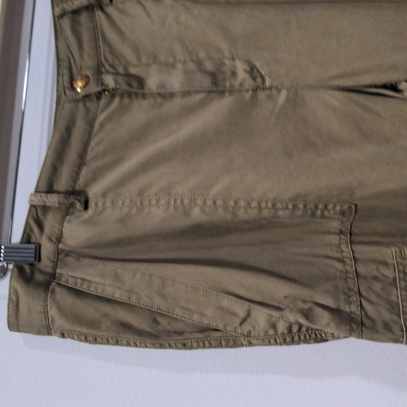 Lauren Ralph Lauren Women's NWT Straight Leg Utility Cargo Pant Olive Size 14P - Picture 5 of 11